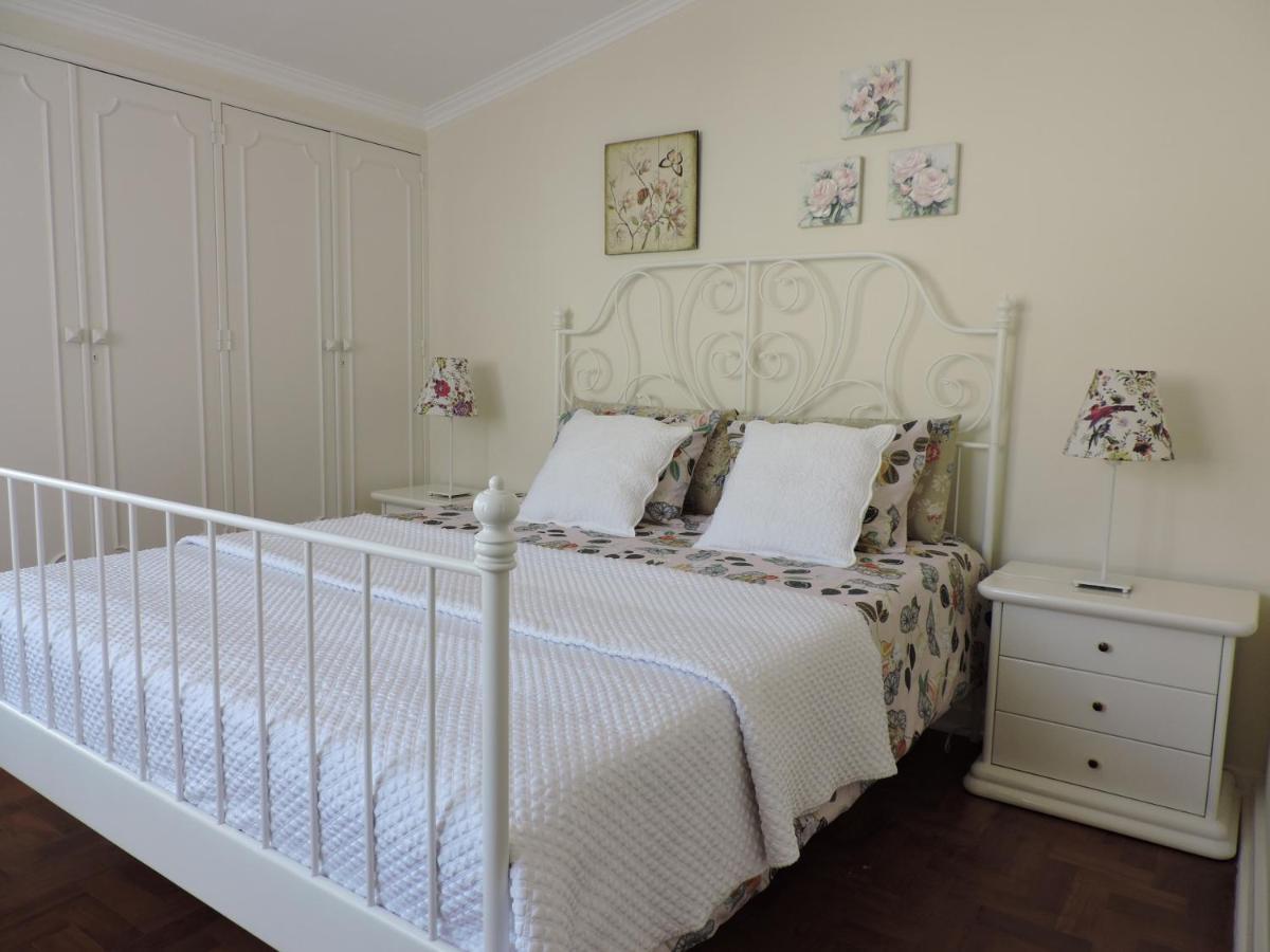 Petunia - Guest House Cascais Phòng bức ảnh